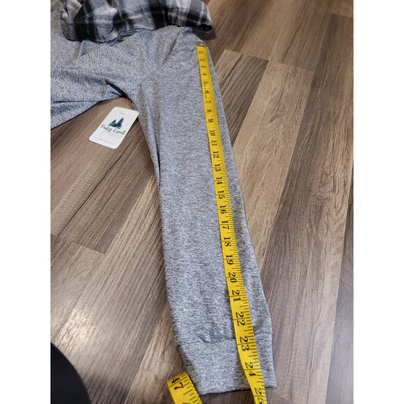 NWT Gray Black White Plaid Accent Cowl Neck Light Weight Top Size L - Picture 8 of 8